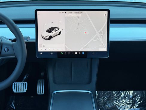 Used 2021 Tesla Model Y Performance image 21