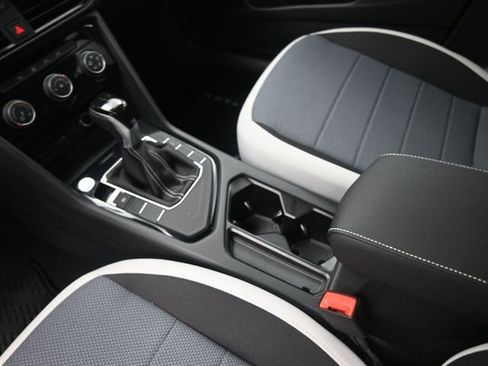 New 2026 Volkswagen Taos S image 33