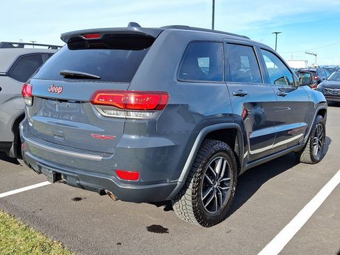 Used 2017 Jeep Grand Cherokee Trailhawk w/ Trailhawk Luxury Group image 6