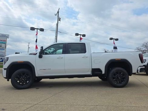 New 2026 GMC Sierra 3500 AT4 w/ AT4 Premium Plus Package AWD/4WD image 14