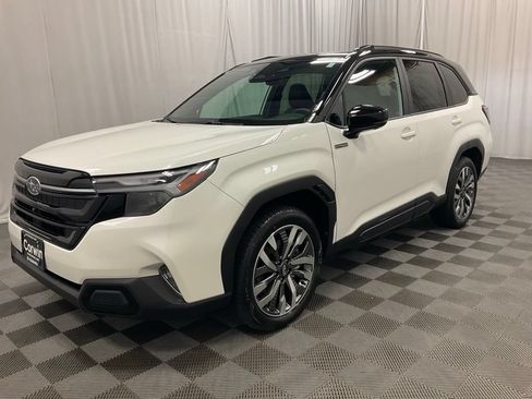 New 2026 Subaru Forester Touring AWD/4WD image 5