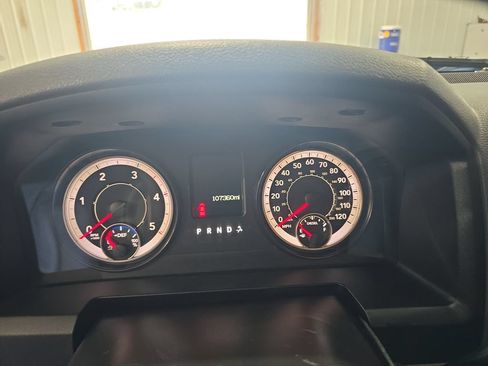 Used 2016 RAM 3500 Tradesman w/ Chrome Appearance Group AWD/4WD image 17