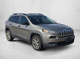 Used 2017 Jeep Cherokee Sport video 3