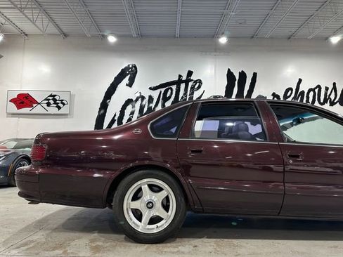 Used 1995 Chevrolet Impala SS image 4