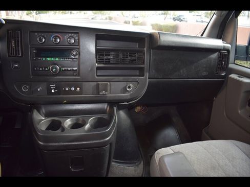 Used 2015 Chevrolet Express 2500 LT w/ LT Preferred Equipment Group RWD image 29