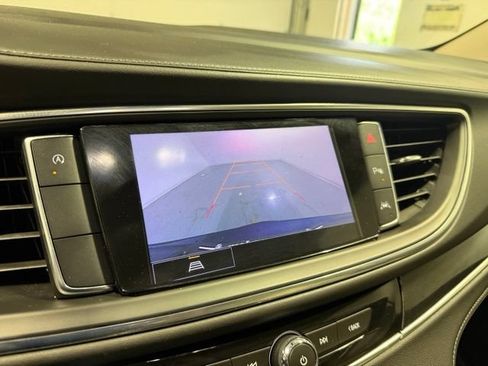 Certified 2023 Buick Enclave Essence FWD image 20