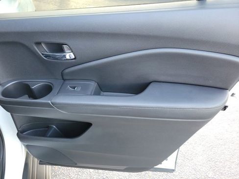 Used 2018 Honda Pilot EX image 12