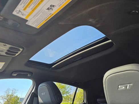 New 2026 Buick Envista Sport Touring w/ Convenience I Package FWD image 24