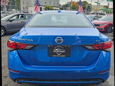 Used 2024 Nissan Sentra SV image 6