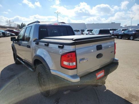 Used 2008 Ford Explorer Sport Trac XLT image 5