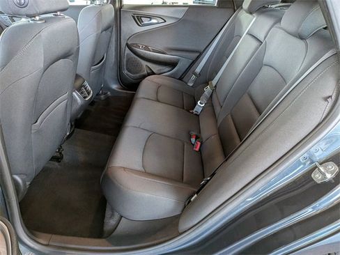 Used 2020 Chevrolet Malibu LT image 25