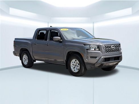 Used 2024 Nissan Frontier SV RWD image 7