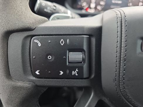 Certified 2023 Land Rover Defender 110 V8 AWD/4WD image 19