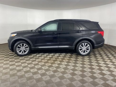 Used 2023 Ford Explorer XLT w/ Equipment Group 202A image 24
