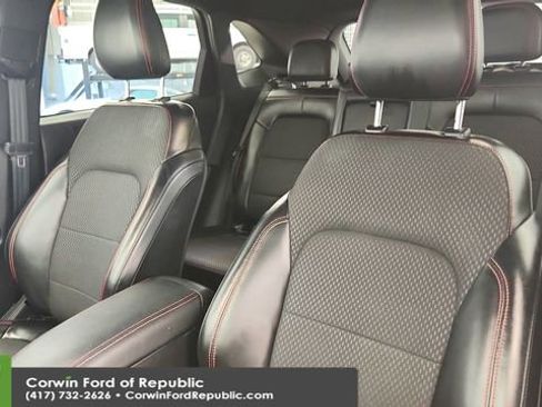 Used 2023 Ford Escape ST-Line image 12