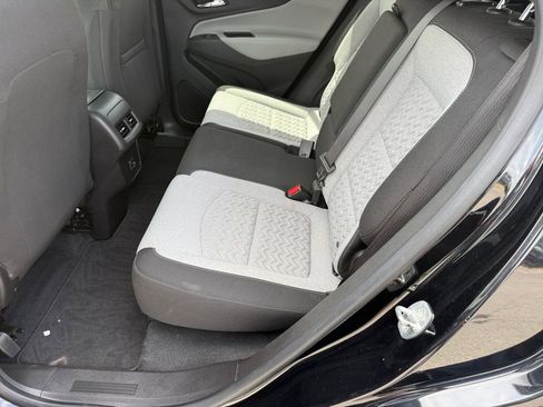 Used 2022 Chevrolet Equinox LT AWD/4WD image 11