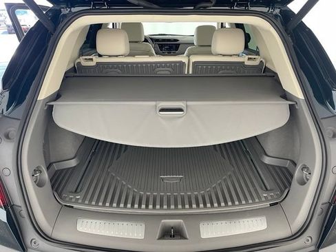 Used 2025 Cadillac XT5 Premium Luxury AWD/4WD image 46