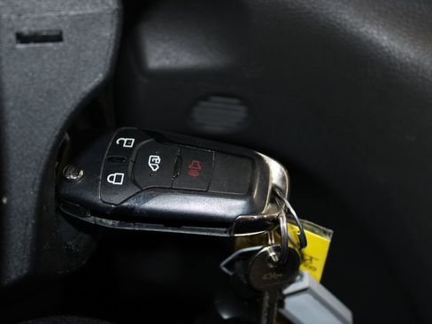 Used 2023 Ford Transit 350 XLT image 40