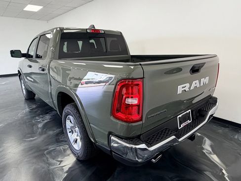 New 2026 RAM 1500 4x4 Crew Cab image 21