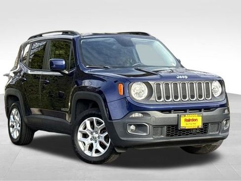 Used 2016 Jeep Renegade Latitude image 1