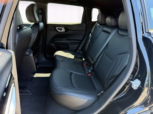 New 2026 Jeep Compass Limited AWD/4WD image 13