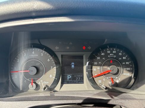 Used 2017 Toyota Sienna LE image 15