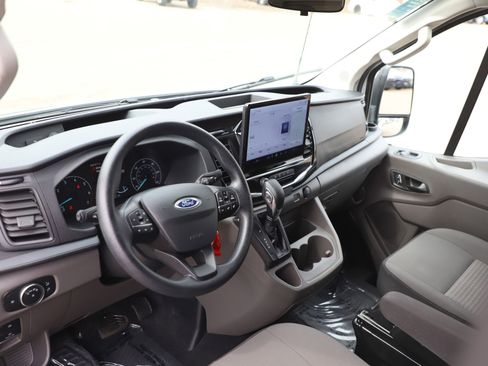 Used 2024 Ford Transit 350 XLT image 22