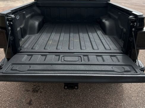 Used 2021 Jeep Gladiator Sport image 12