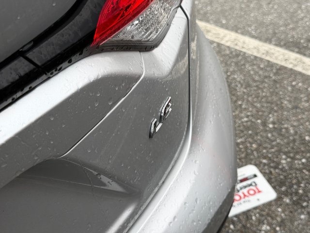 Used 2021 Toyota Corolla LE FWD image 11