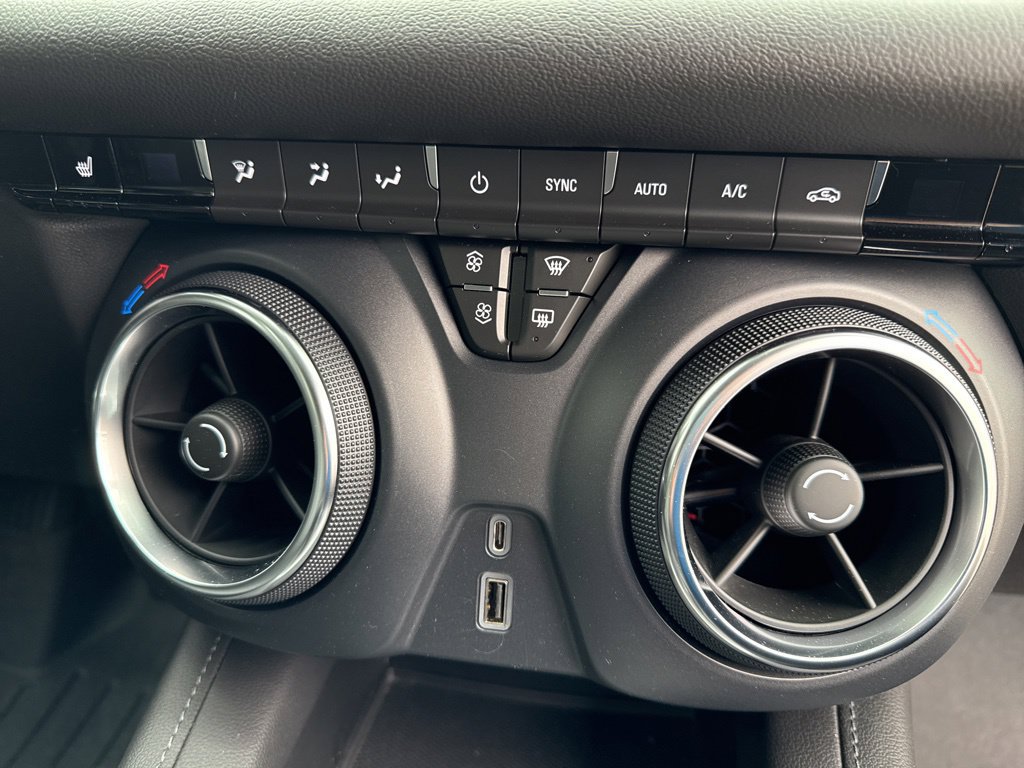 Used 2020 Chevrolet Blazer LT AWD/4WD image 30
