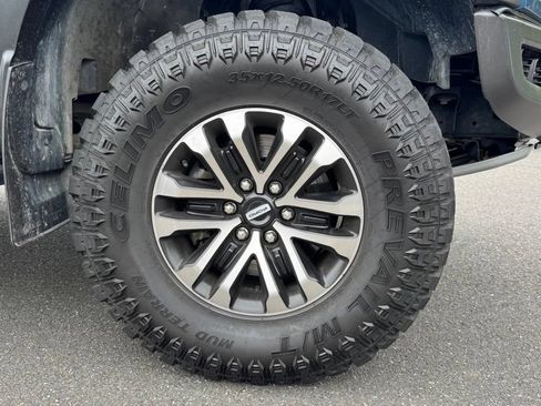 Used 2019 Ford F150 Raptor w/ Equipment Group 802A Luxury AWD/4WD image 5