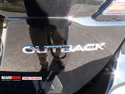 Used 2025 Subaru Outback Premium w/ Popular Package #1A image 15