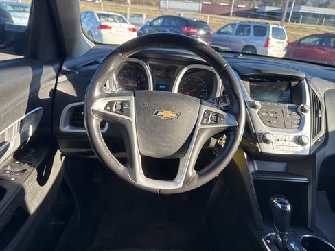 Used 2017 Chevrolet Equinox LT w/ Convenience Package FWD image 13