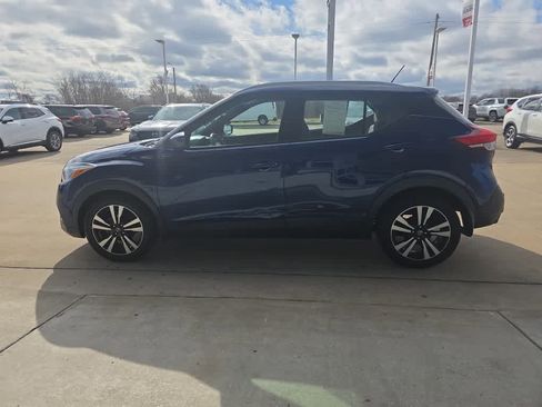 Used 2020 Nissan Kicks SV image 4