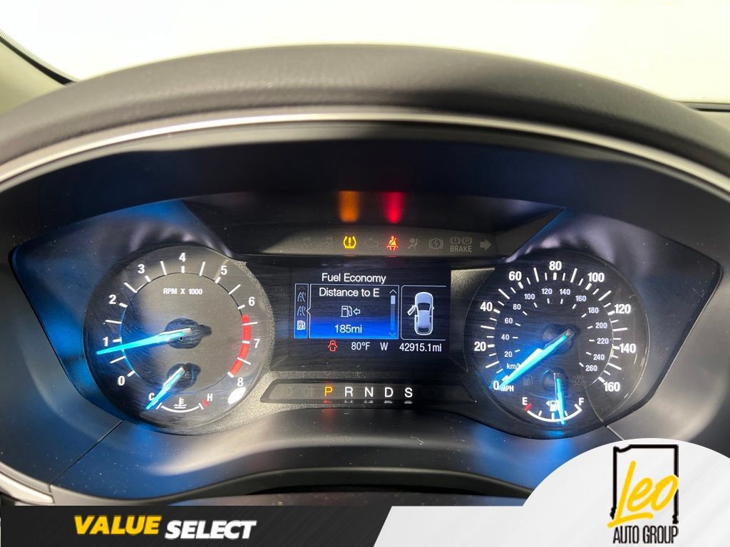 Used 2015 Ford Fusion SE FWD image 21