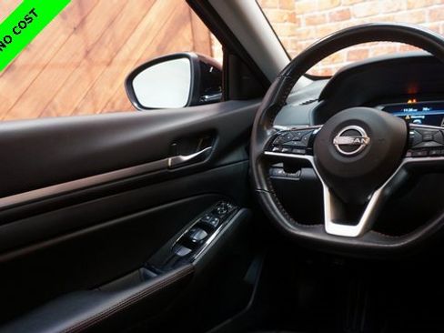 Used 2024 Nissan Altima 2.5 SR image 33