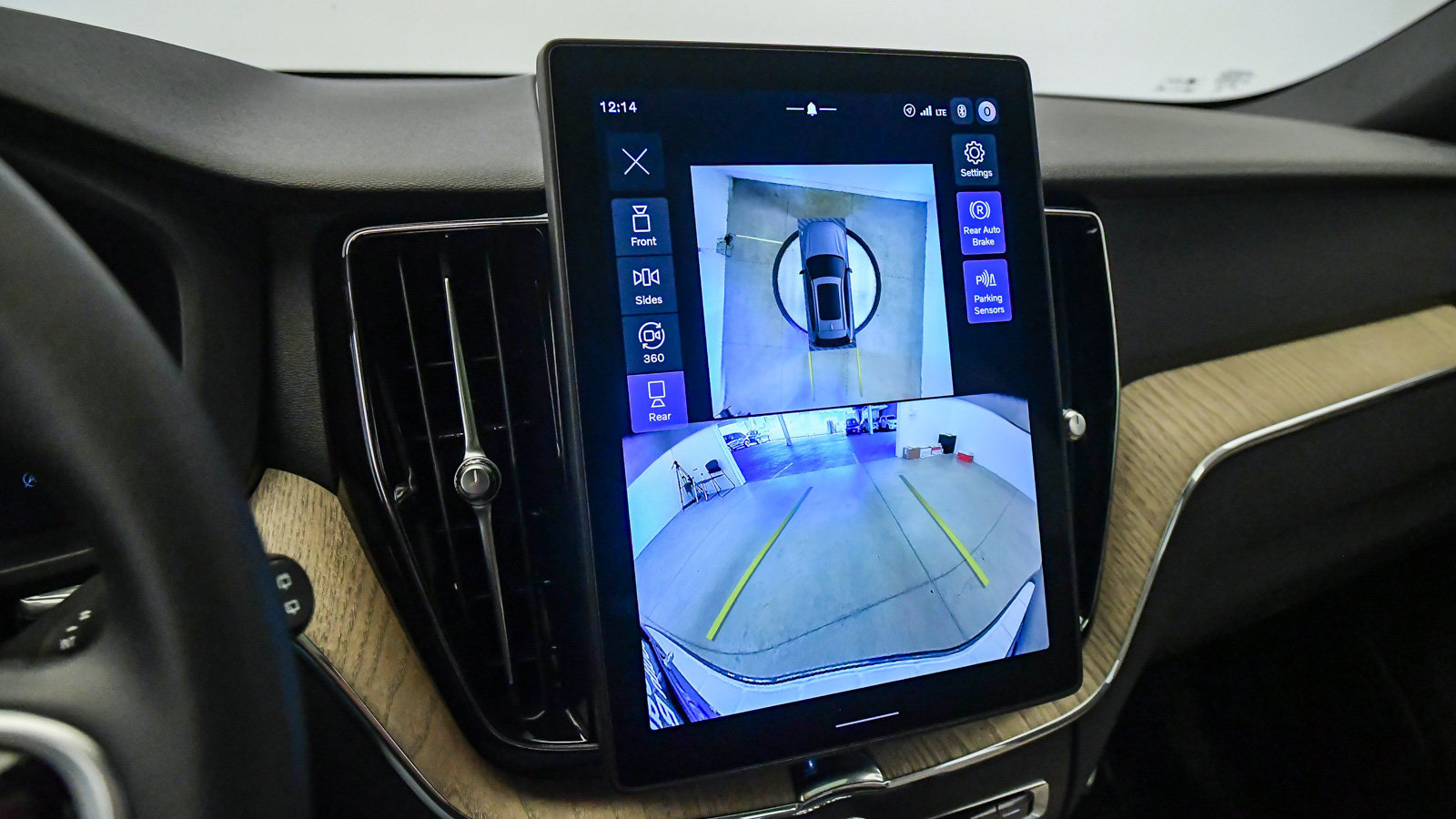 Certified 2026 Volvo XC60 B5 Plus AWD/4WD image 20