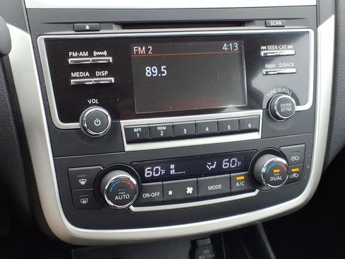 Used 2016 Nissan Altima 2.5 SV FWD image 27