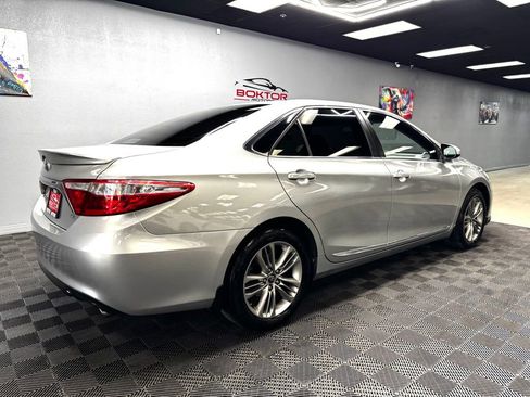 Used 2017 Toyota Camry SE FWD image 15