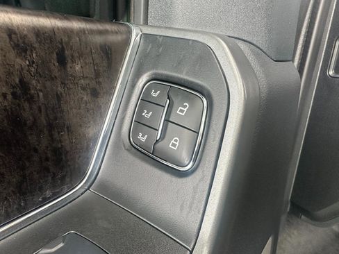 Used 2025 Ford F250 Lariat w/ Lariat Ultimate Package AWD/4WD image 10