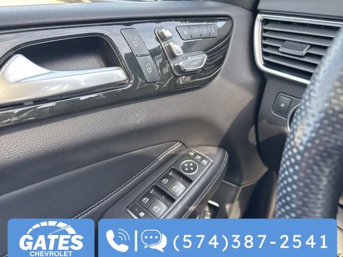 Used 2018 Mercedes-Benz GLE 350 4MATIC image 24