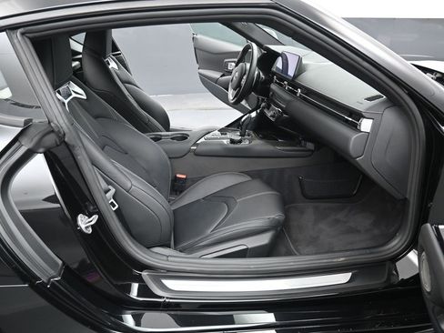 Certified 2026 Toyota Supra Premium w/ Driver Assist Package image 32