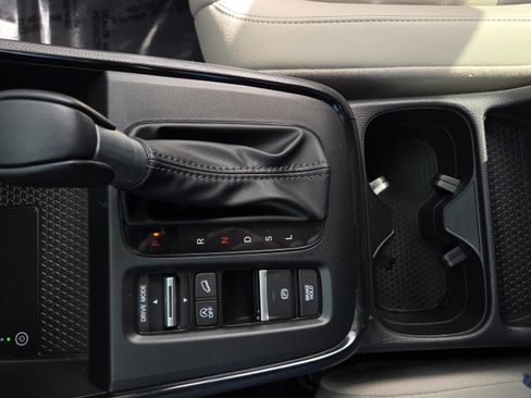 Used 2026 Honda CR-V EX-L image 35