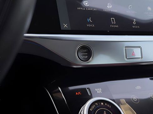 Used 2024 Jaguar I-PACE R-Dynamic HSE image 17