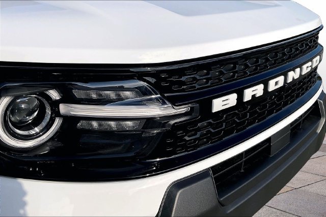 New 2026 Ford Bronco Sport Outer Banks AWD/4WD image 18