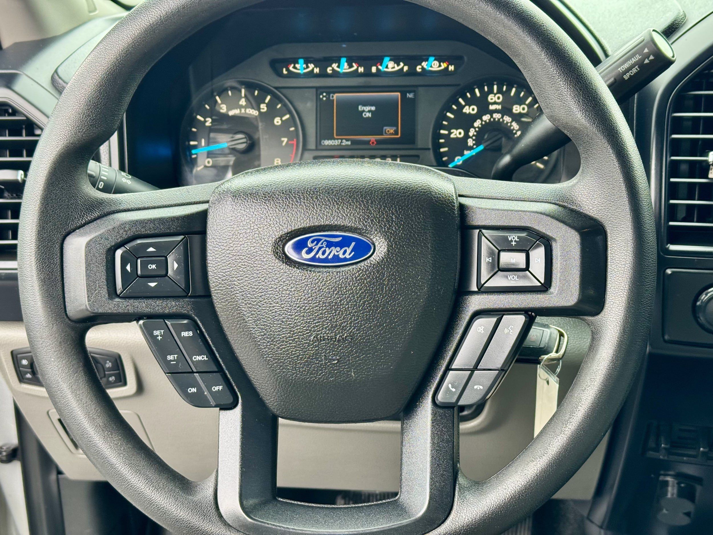 Used 2016 Ford F150 XL w/ Equipment Group 101A Mid AWD/4WD image 13