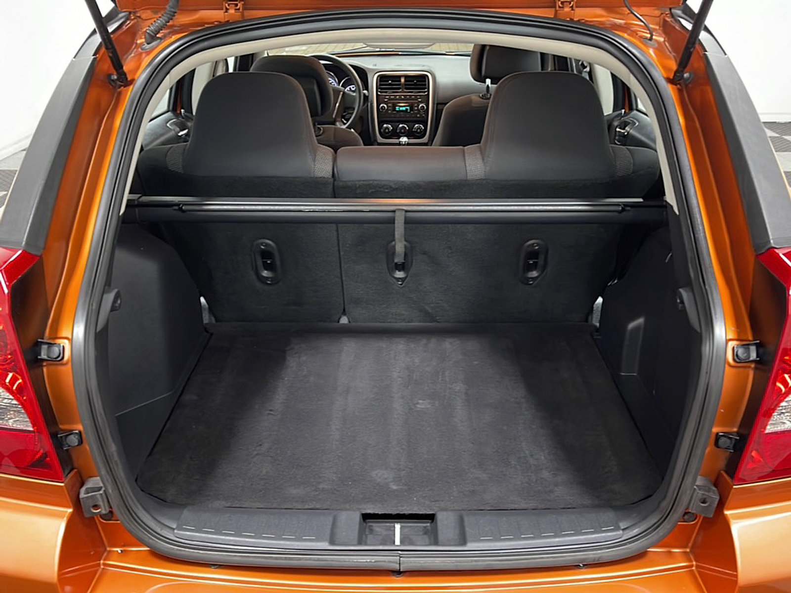 Used 2011 Dodge Caliber Mainstreet FWD image 15