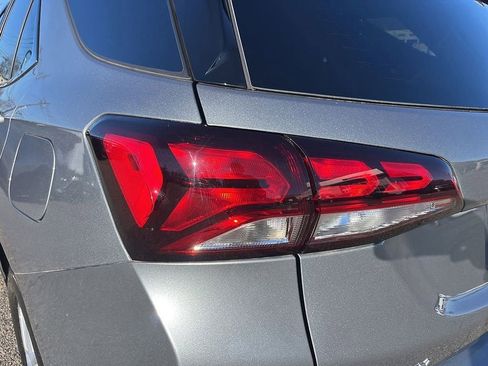 Used 2023 Chevrolet Equinox LT image 15