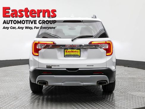 Used 2023 GMC Acadia SLT image 6