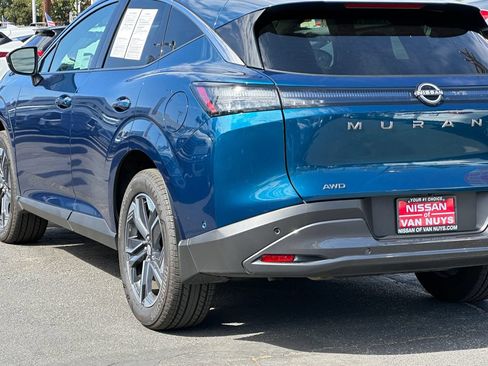 Used 2025 Nissan Murano SL AWD/4WD image 5